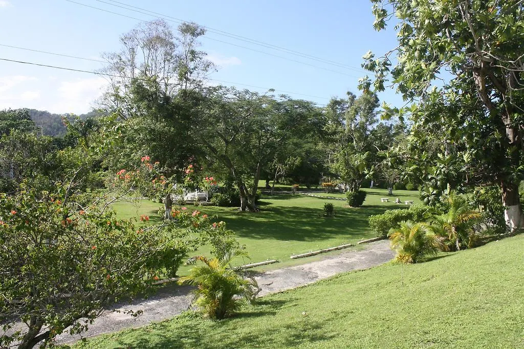 The Crest Conference And Retreat Facility Villa Port Antonio